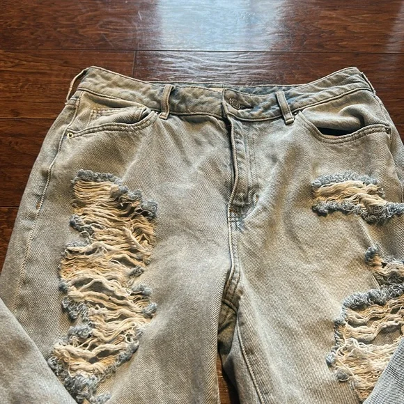 PacSun Trendy Light Blue distressed Mom Jeans size 28 - Picture 8 of 11